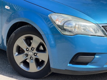 Used Kia Ceed 2010 for sale - 79168889: Photo