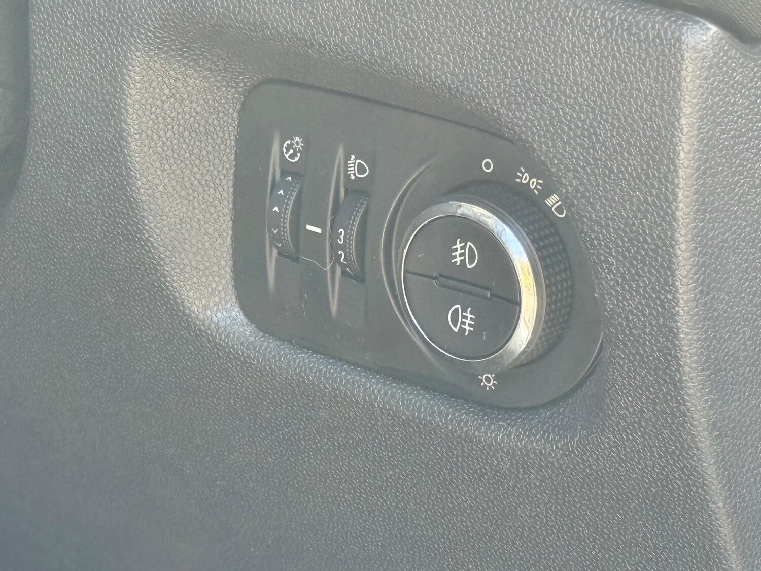 Used Vauxhall Corsa for sale - 77705009: Photo 19