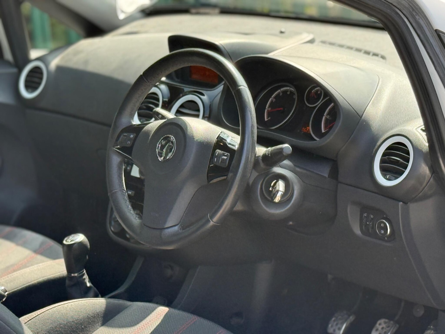 Used Vauxhall Corsa for sale - 77705009: Photo 3