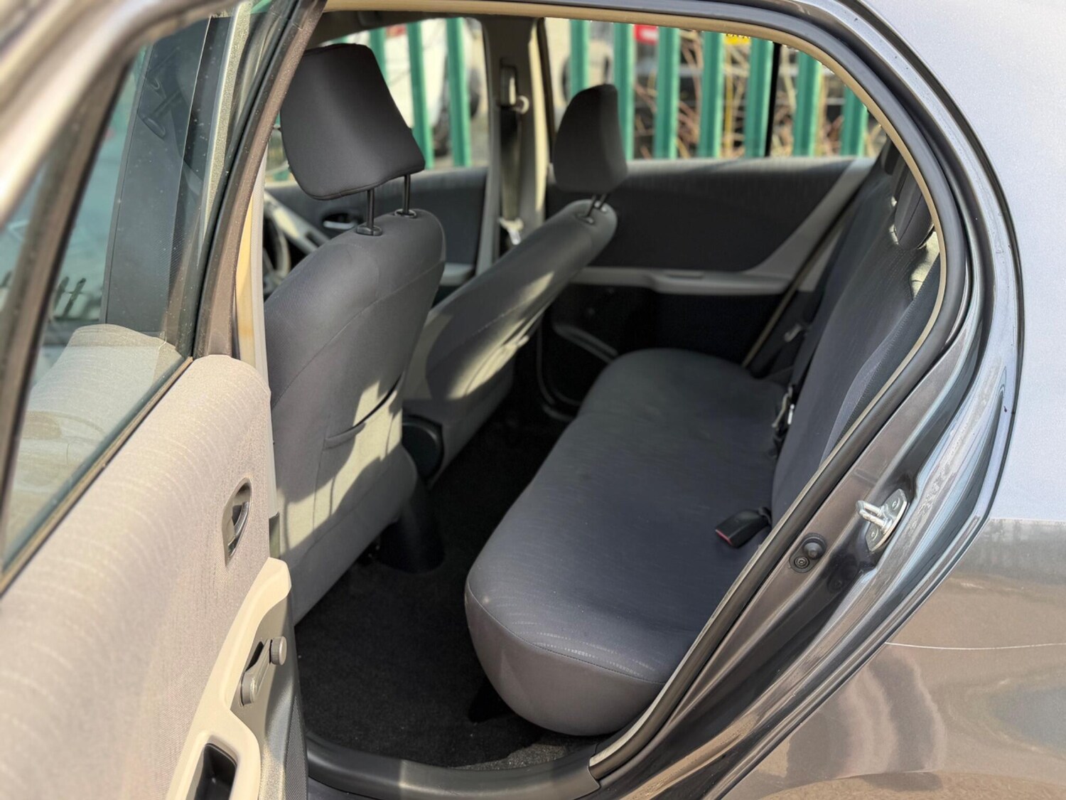 Used Toyota Yaris for sale - 78058876: Photo 25