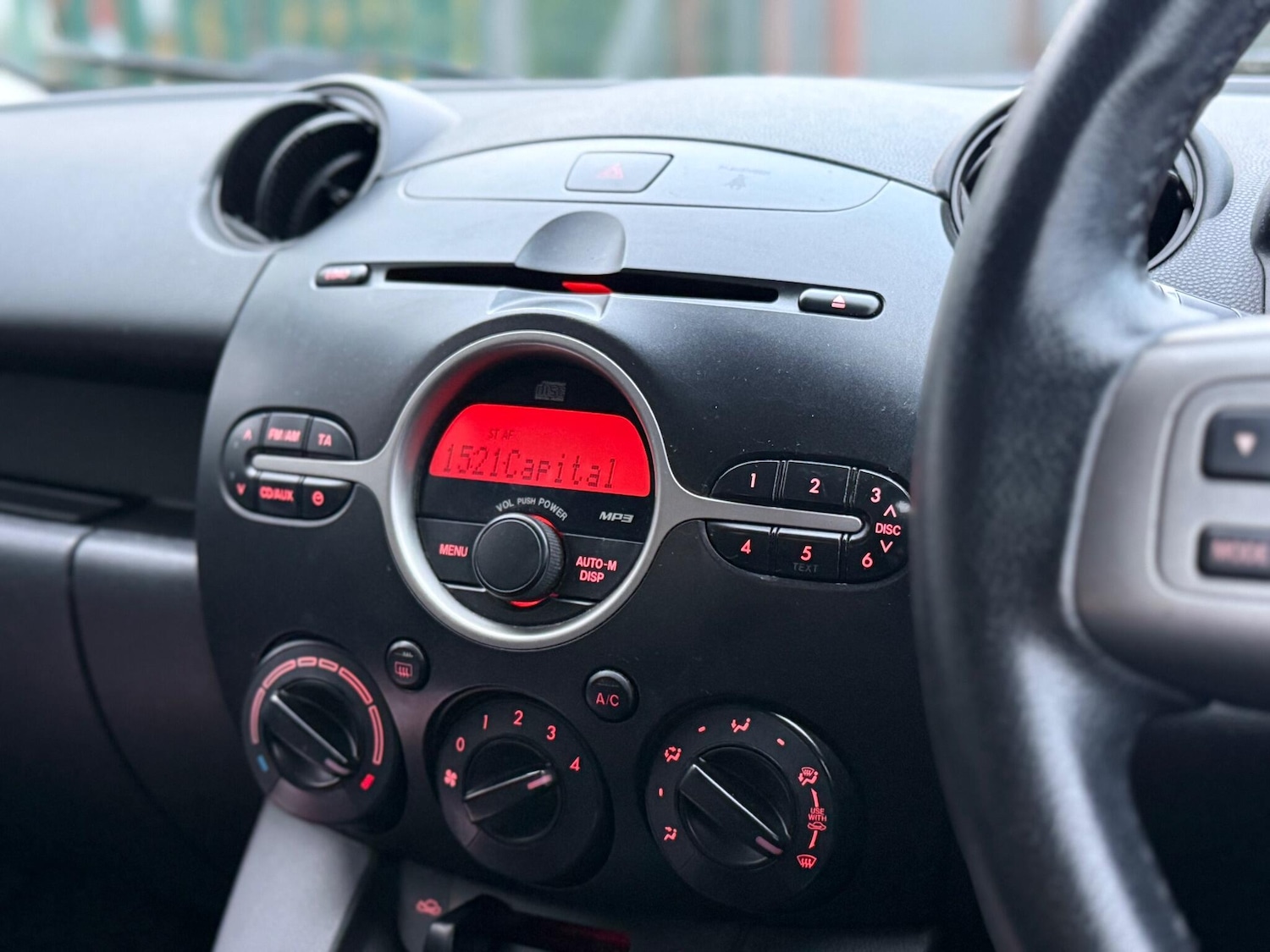 Used Mazda Mazda2 2010 for sale - 76831774: Photo 19