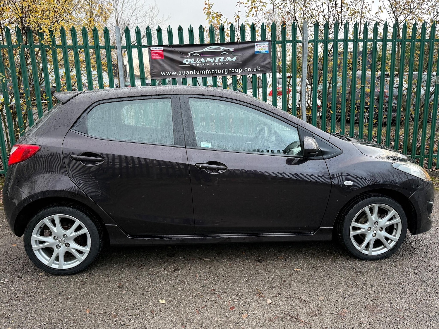 Used Mazda Mazda2 2010 for sale - 76831774: Photo 5