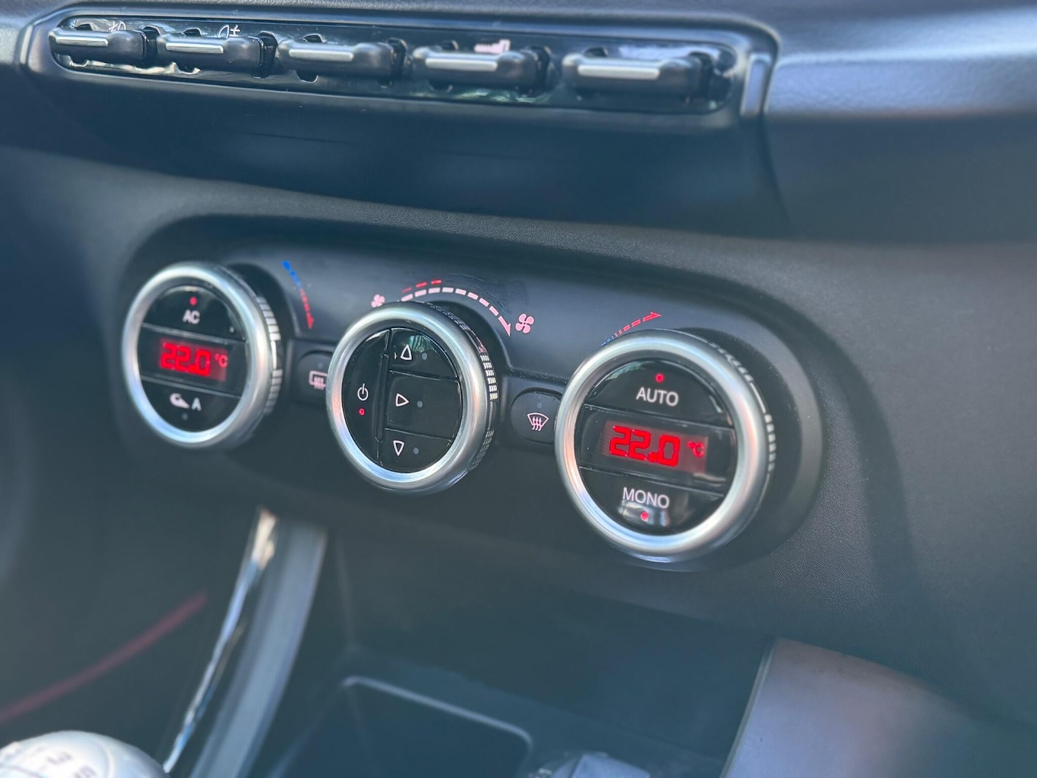 Used Alfa Romeo Giulietta 2011 for sale - 77892719: Photo 25