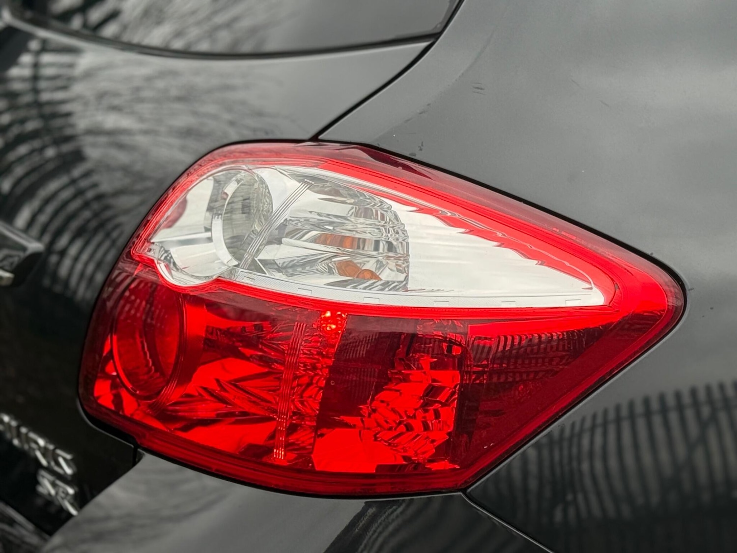 Used Toyota Auris 2011 for sale - 77345296: Photo 13