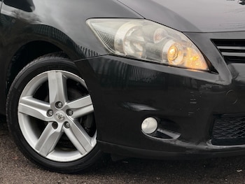 Used Toyota Auris 2011 for sale - 77345296: Photo