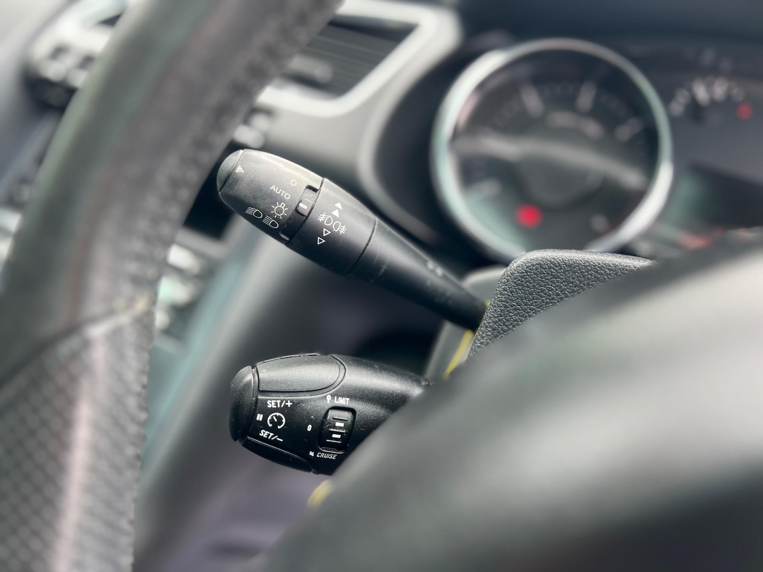 Used Peugeot 3008 2016 for sale - 76831769: Photo 24