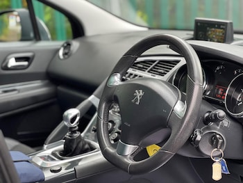 Used Peugeot 3008 2016 for sale - 76831769: Photo