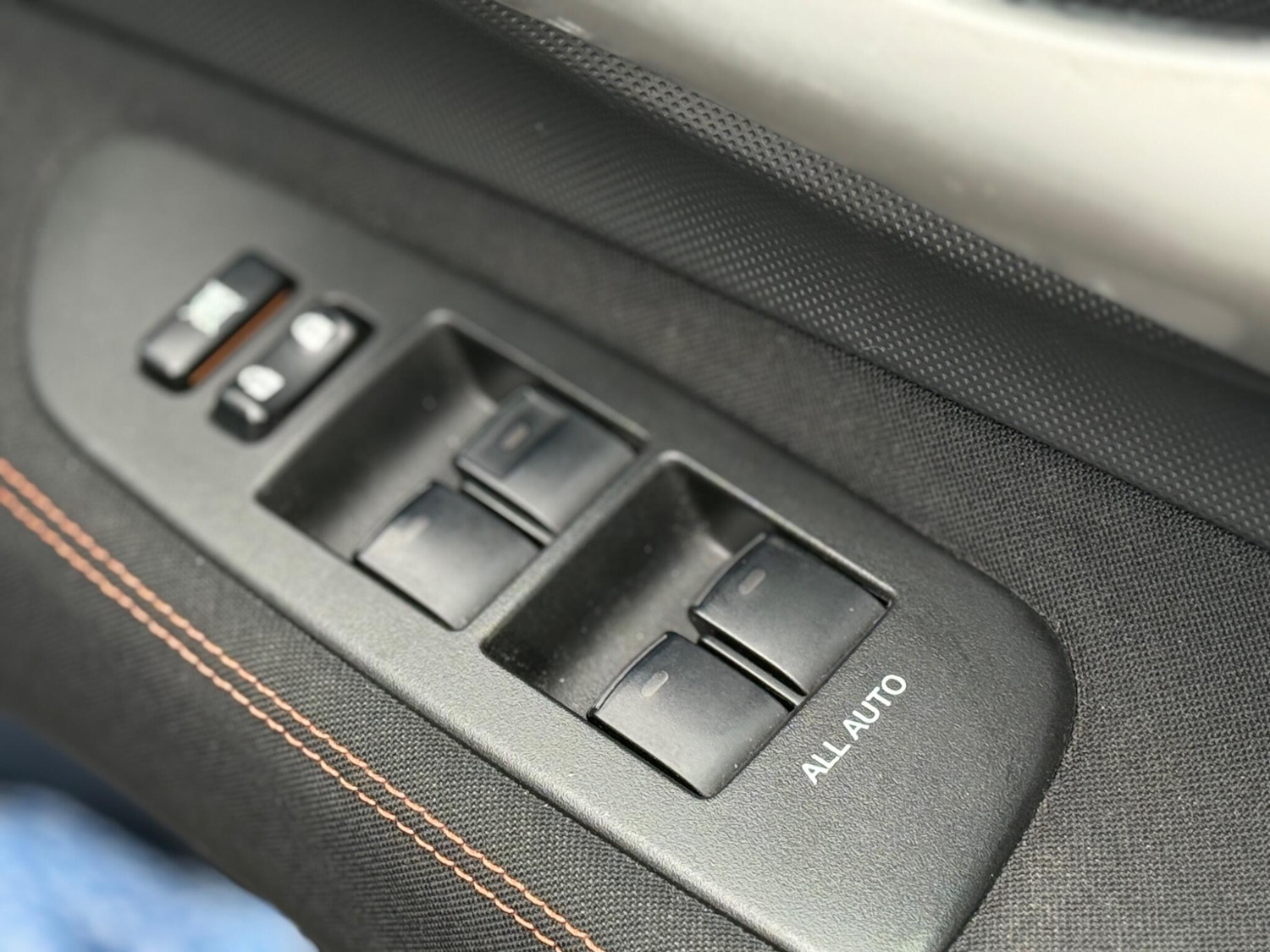 Used Toyota Auris 2011 for sale - 77625955: Photo 22