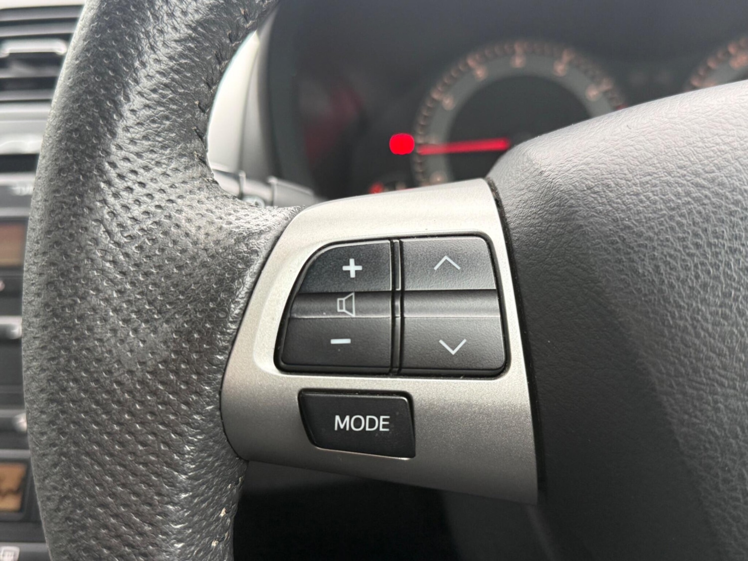 Used Toyota Auris 2011 for sale - 77625955: Photo 27