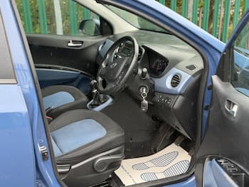 Used Hyundai i10 2014 for sale - 79676770: Photo