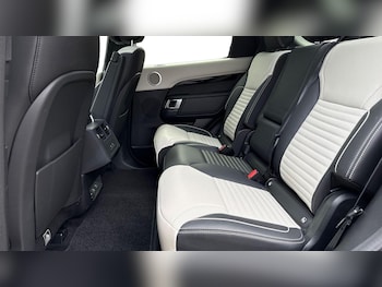 Used Land Rover Discovery 2022 for sale - 75651680: Photo