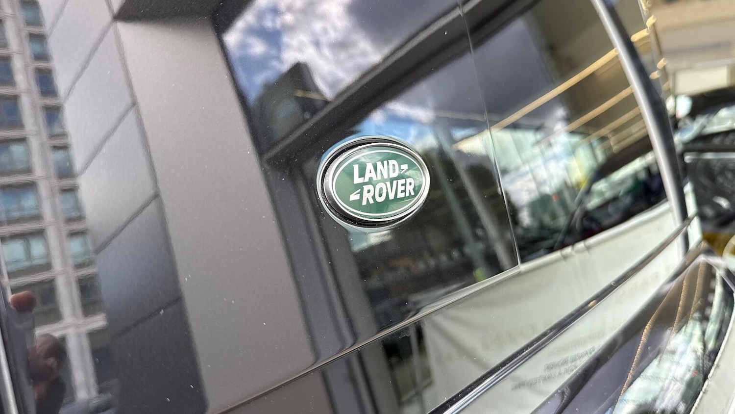 Used Land Rover Defender 2023 for sale - 76157238: Photo 30