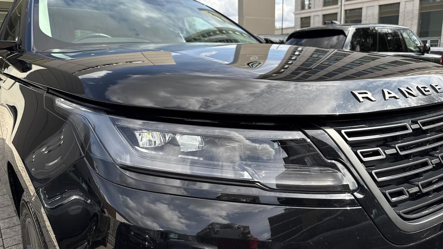 Used Land Rover Range Rover Velar 2024 for sale - 76129035: Photo 17