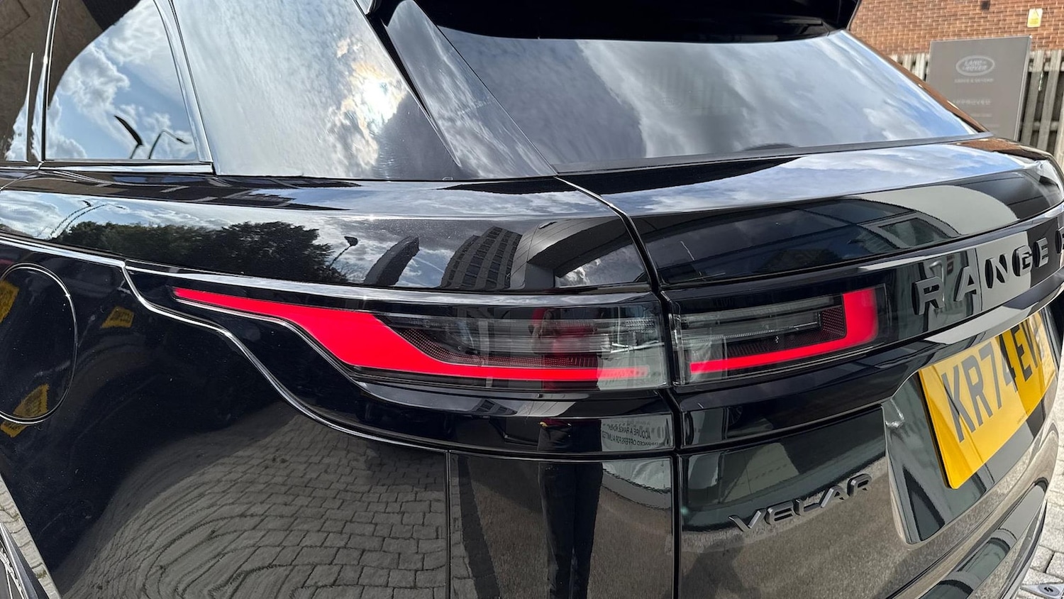 Used Land Rover Range Rover Velar 2024 for sale - 76129035: Photo 19