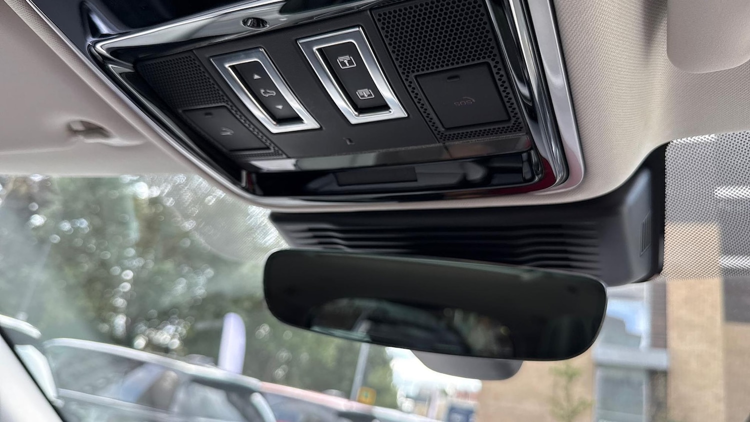 Used Land Rover Range Rover Velar 2024 for sale - 76129035: Photo 23