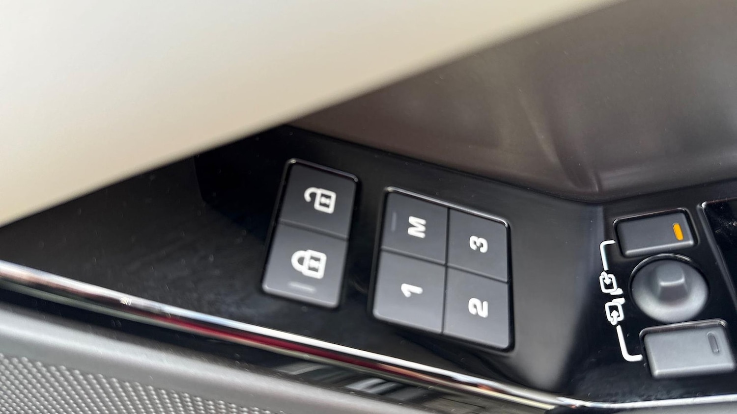 Used Land Rover Range Rover Velar 2024 for sale - 76129035: Photo 25