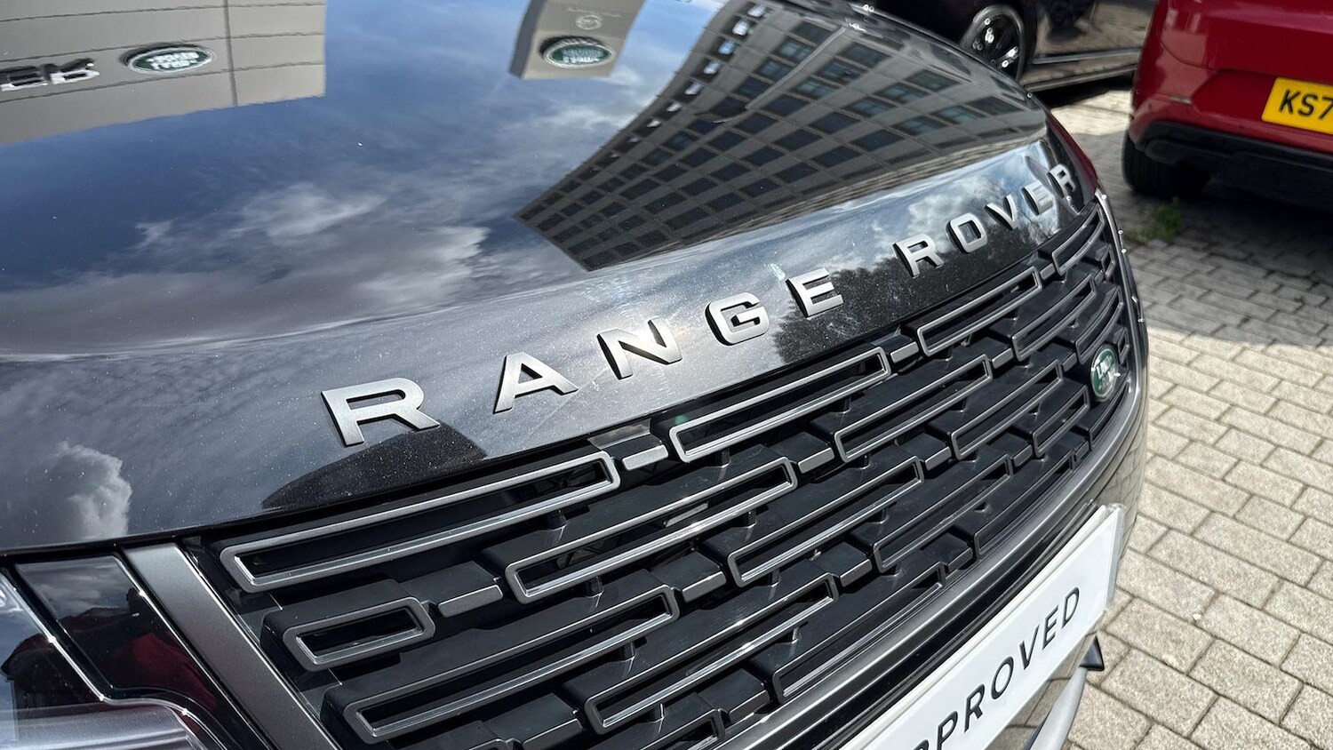 Used Land Rover Range Rover Velar 2024 for sale - 76129035: Photo 27