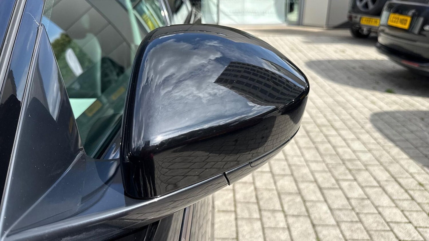 Used Land Rover Range Rover Velar 2024 for sale - 76129035: Photo 28
