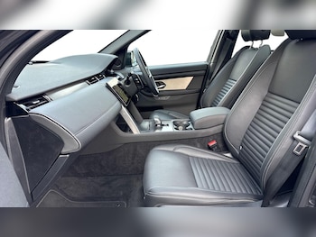 Used Land Rover Discovery Sport 2025 for sale - 75557372: Photo