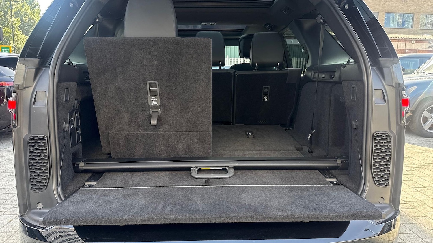 Vehicle 29