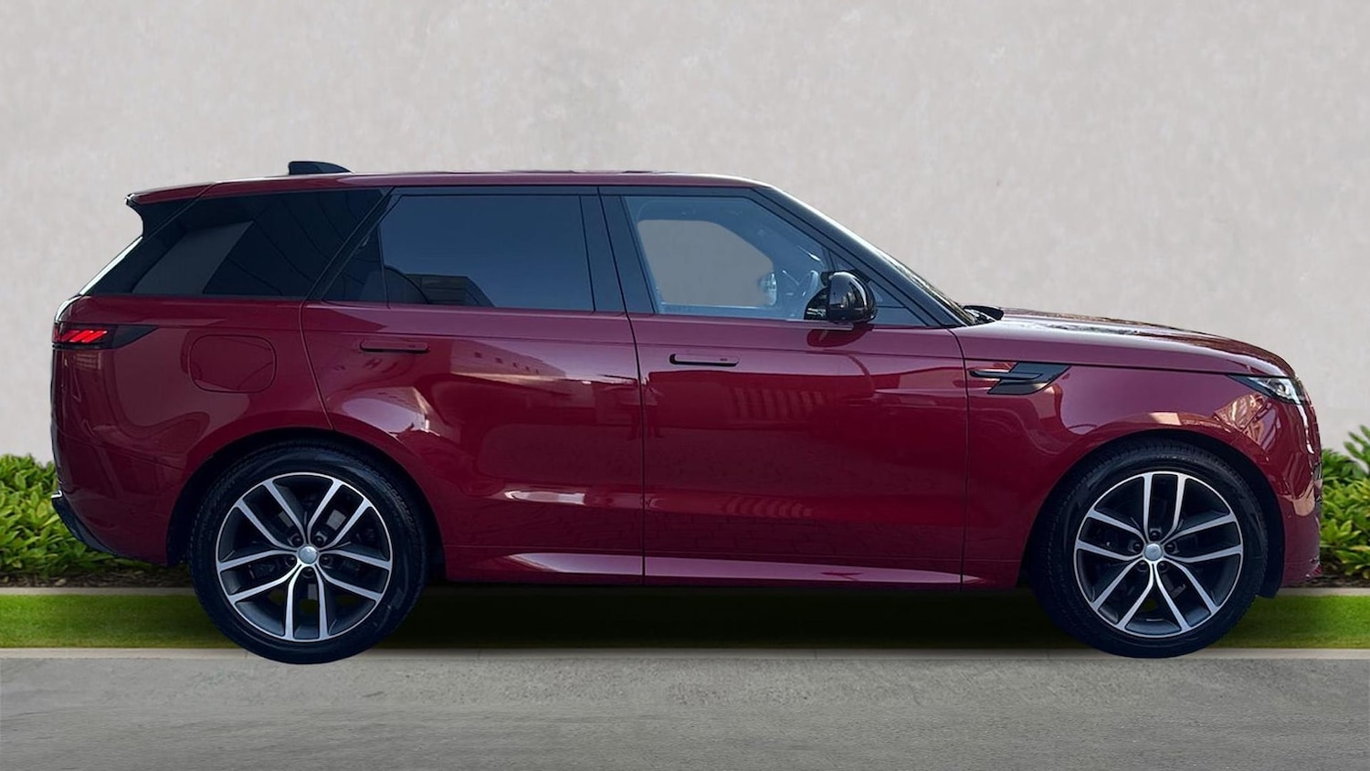 Used Land Rover Range Rover Sport 2024 for sale - 76157235: Photo 5