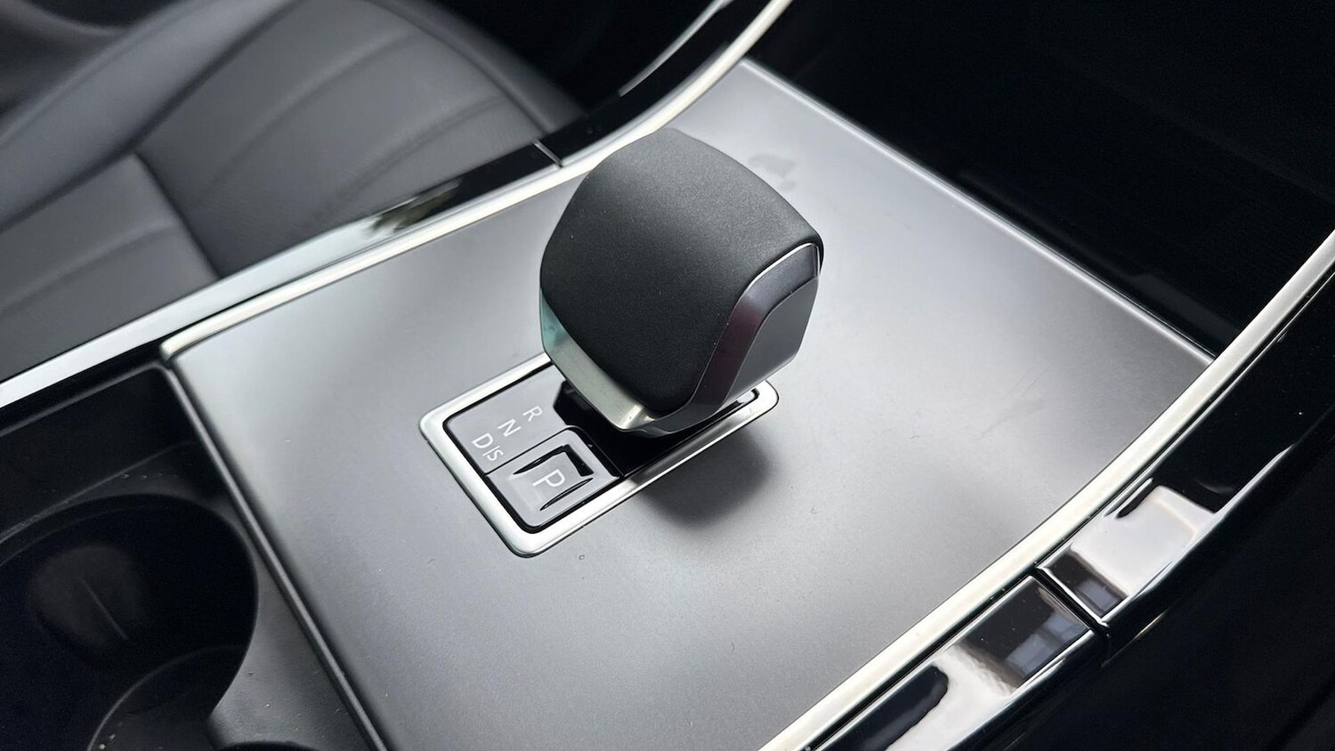 Used Land Rover Range Rover Evoque 2025 for sale - 76035742: Photo 13