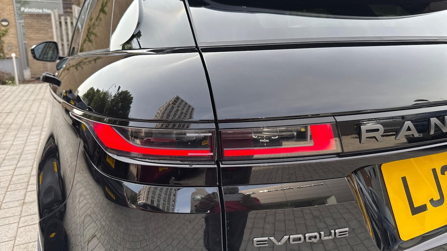 Used Land Rover Range Rover Evoque 2025 for sale - 76035742: Photo 19
