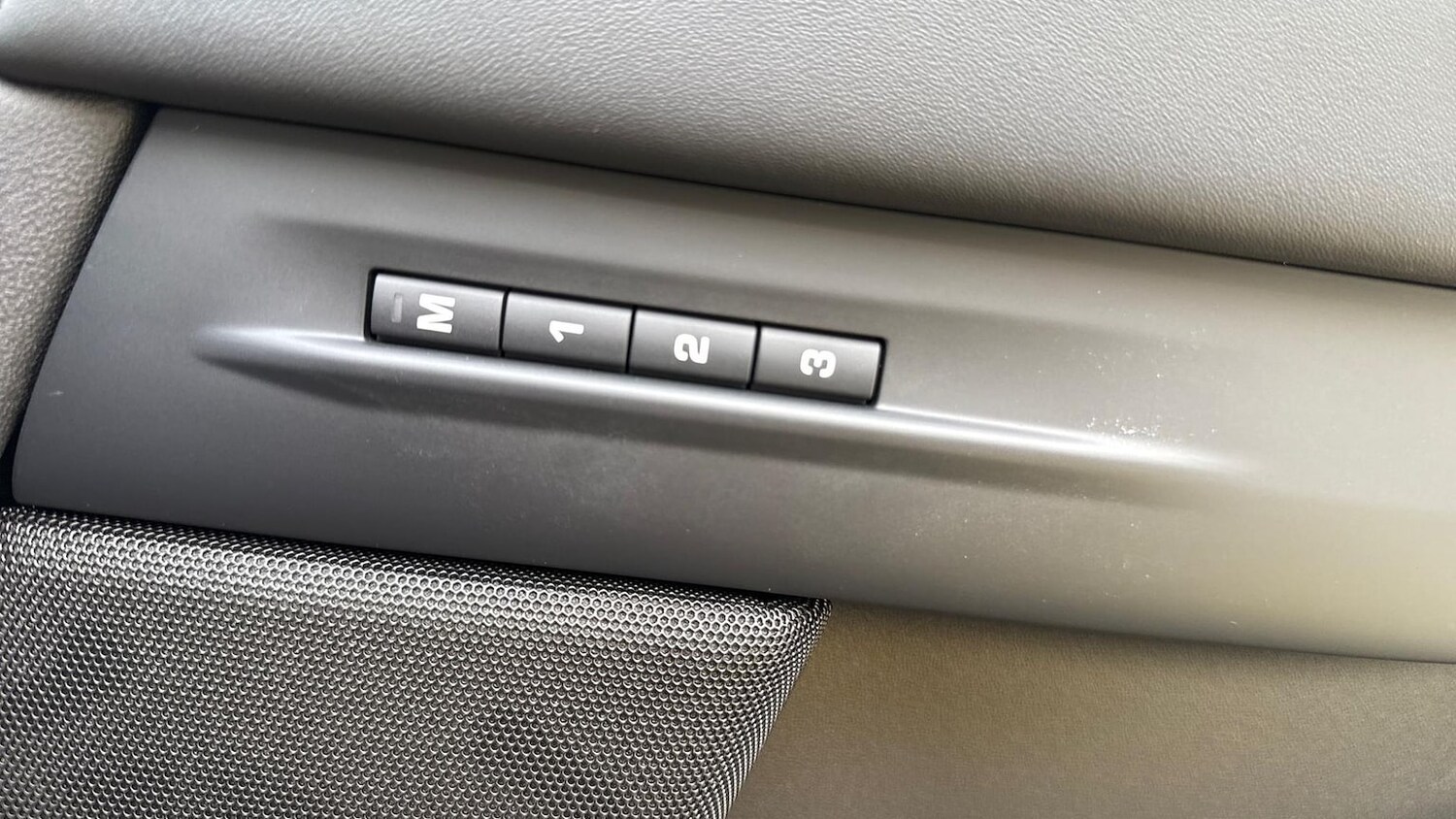 Used Land Rover Range Rover Evoque 2025 for sale - 76035742: Photo 25