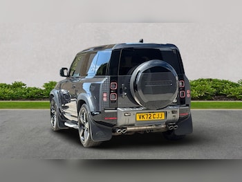 Used Land Rover Defender 2023 for sale - 75436428: Photo