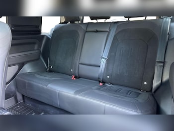 Used Land Rover Defender 2023 for sale - 75436428: Photo