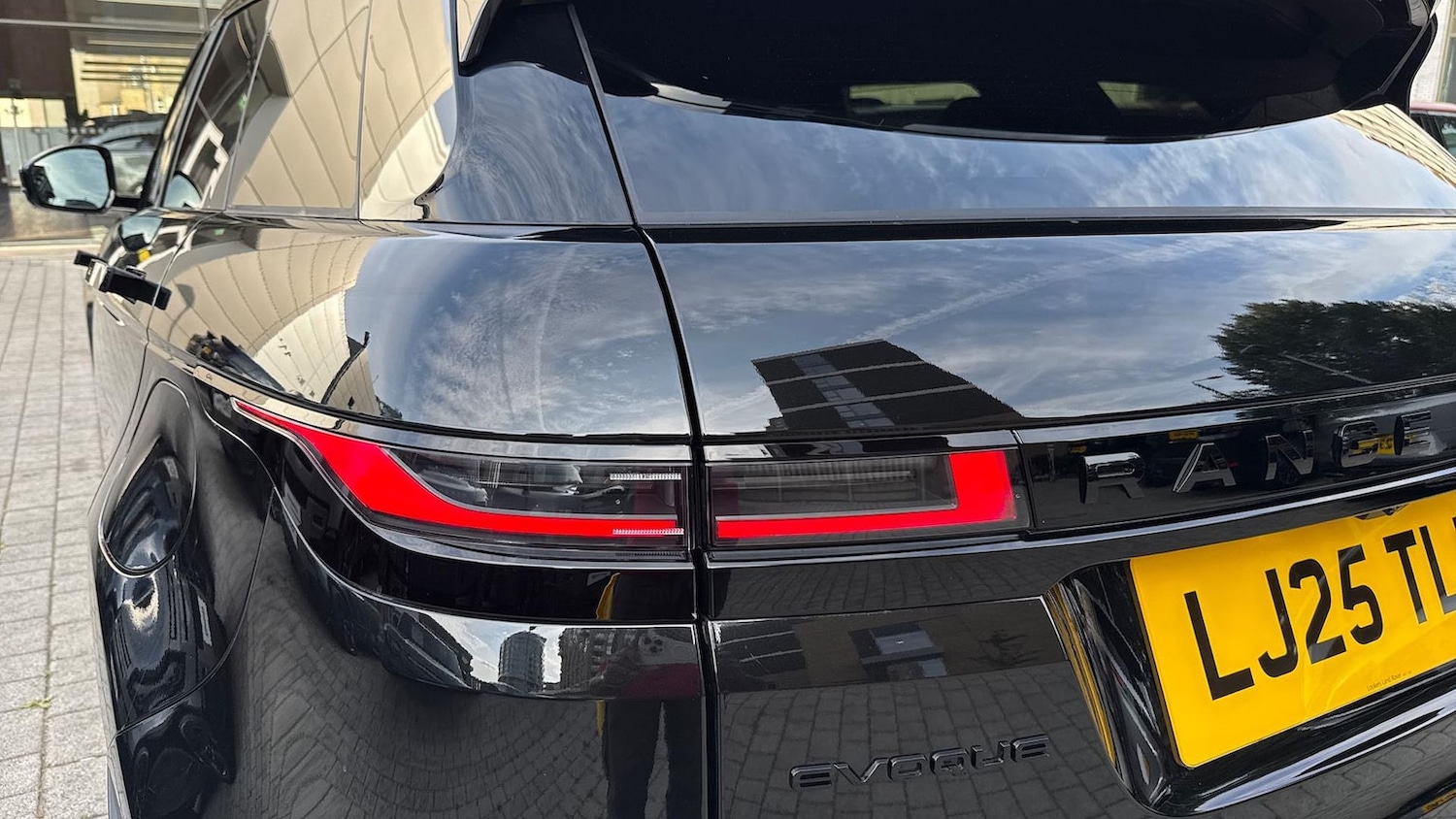 Used Land Rover Range Rover Evoque 2025 for sale - 76164974: Photo 26