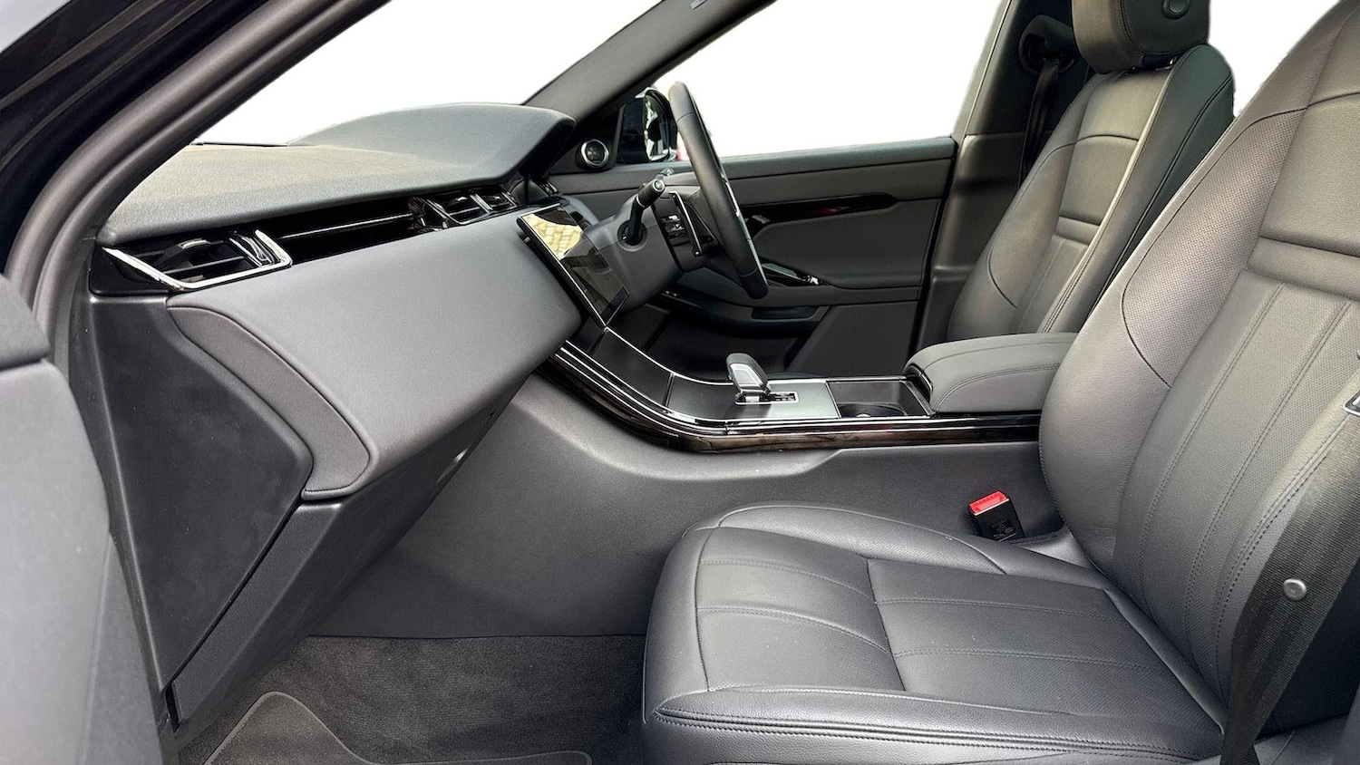 Used Land Rover Range Rover Evoque 2025 for sale - 76164974: Photo 3