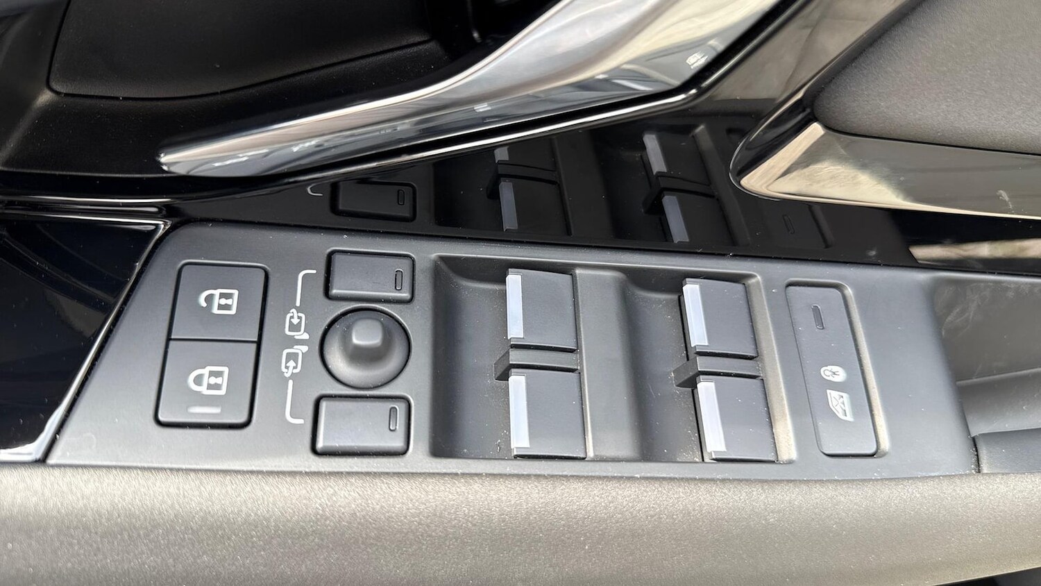 Used Land Rover Range Rover Evoque 2025 for sale - 76019495: Photo 34