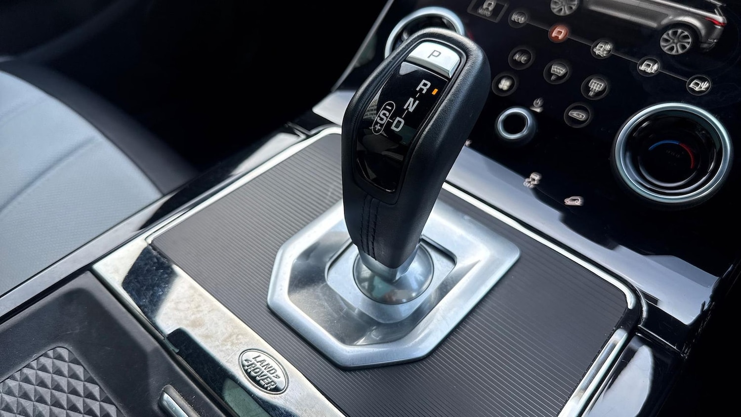 Used Land Rover Range Rover Evoque 2020 for sale - 76157239: Photo 13