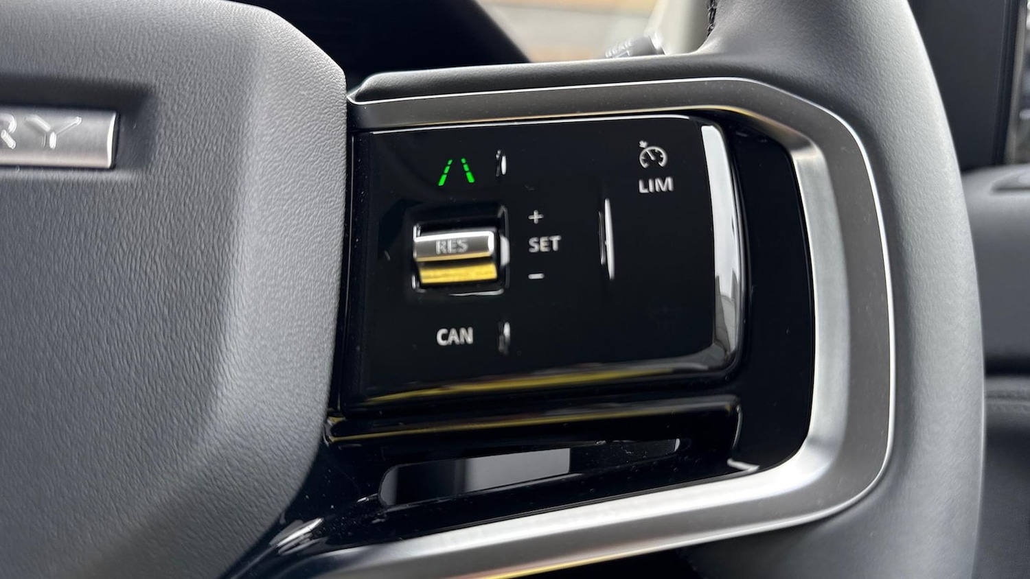 Used Land Rover Discovery Sport 2025 for sale - 76127253: Photo 37