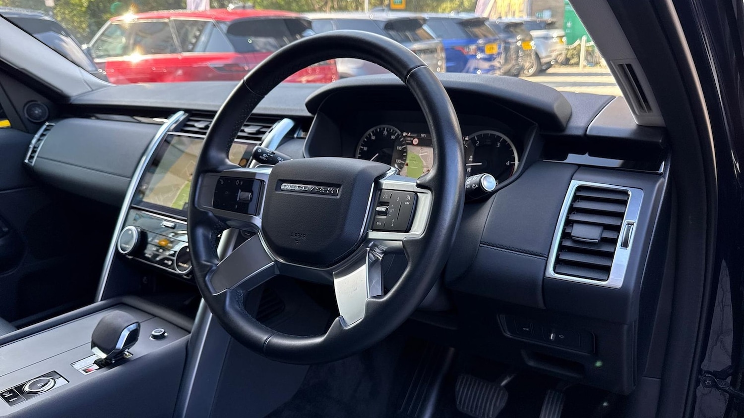 Used Land Rover Discovery 2022 for sale - 76027579: Photo 31