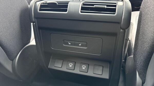 Used Land Rover Defender 2025 for sale - 75535793: Photo 18