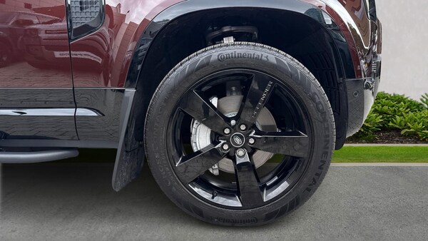 Used Land Rover Defender 2025 for sale - 75535793: Photo 8