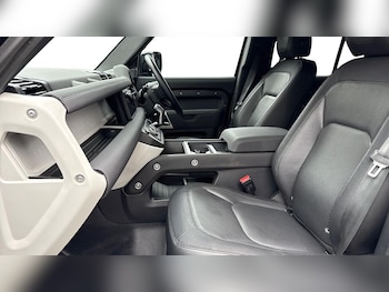 Used Land Rover Defender 2023 for sale - 75975274: Photo