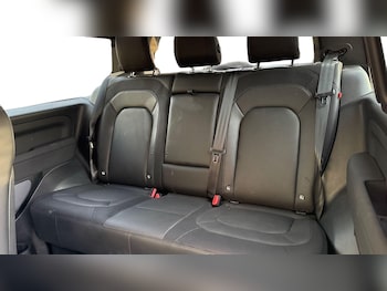 Used Land Rover Defender 2023 for sale - 75454639: Photo