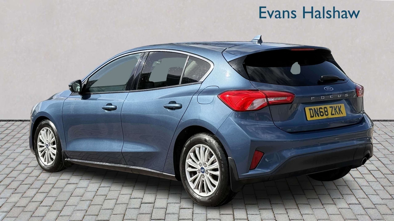 Used Ford Focus 2018 for sale - 78063812: Photo 2