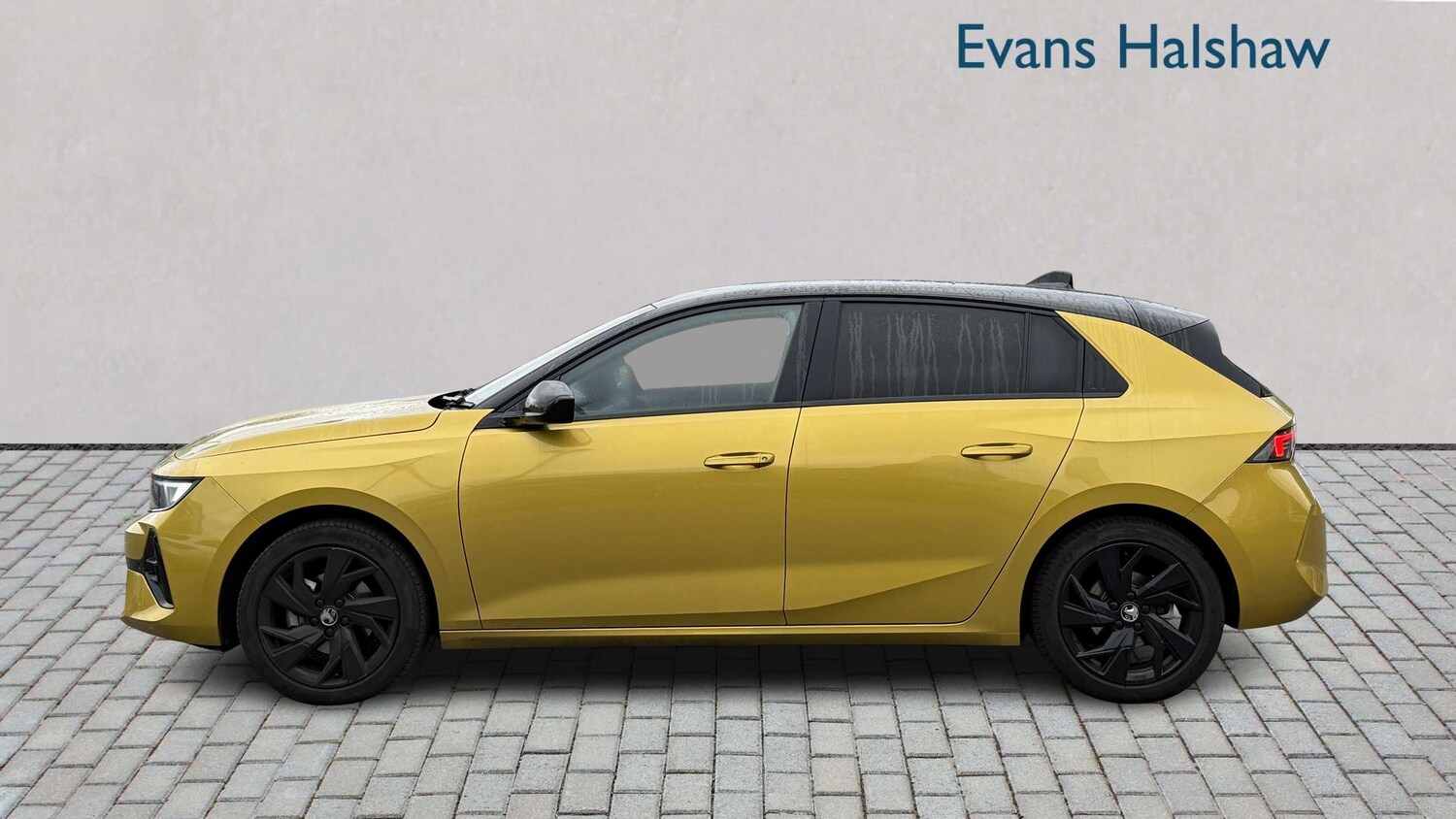 Used Vauxhall Astra 2024 for sale - 76242466: Photo 4