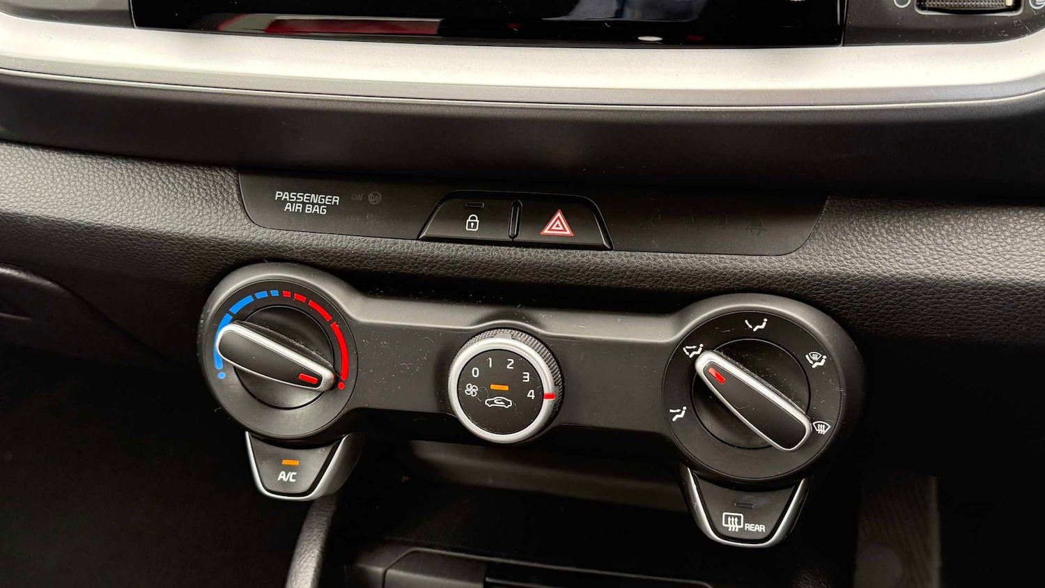 Used Kia Stonic 2018 for sale - 77996246: Photo 16