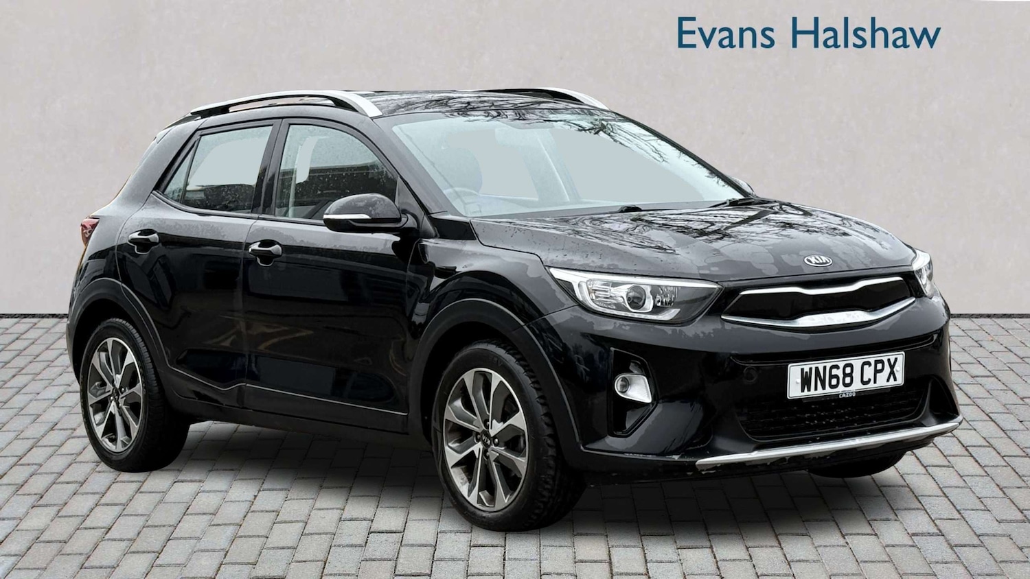 Used Kia Stonic 2018 for sale - 77996246: Photo 3