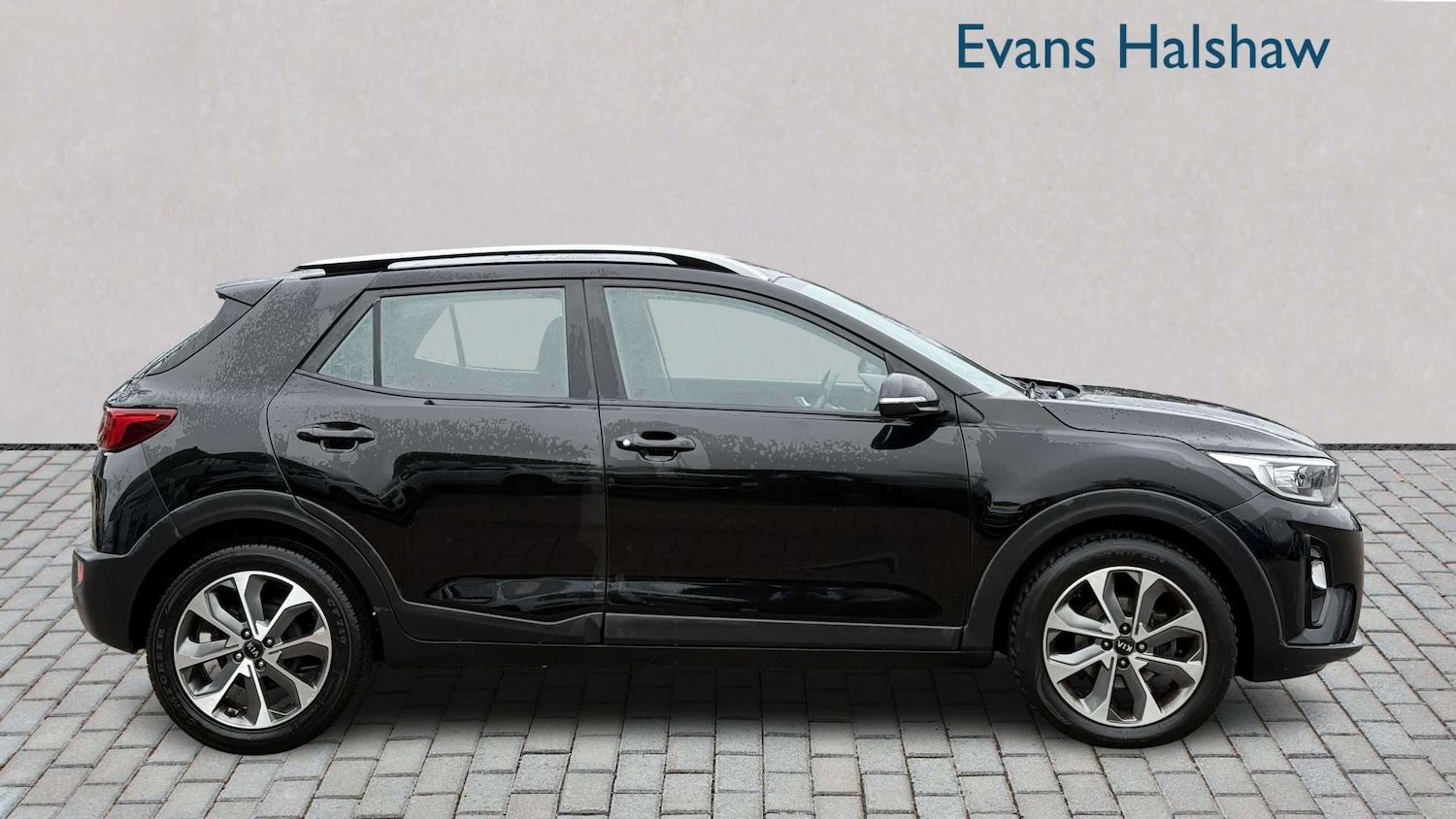 Used Kia Stonic 2018 for sale - 77996246: Photo 9