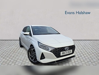 Used Hyundai i20 2021 for sale - 76501772: Photo