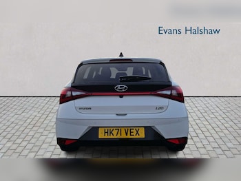 Used Hyundai i20 2021 for sale - 76501772: Photo