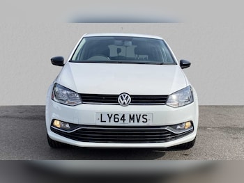 Used Volkswagen Polo 2015 for sale - 75592250: Photo
