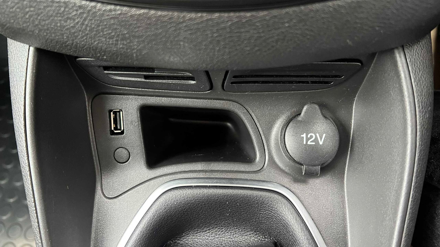 Used Ford Transit Courier 2018 for sale - 76755248: Photo 20