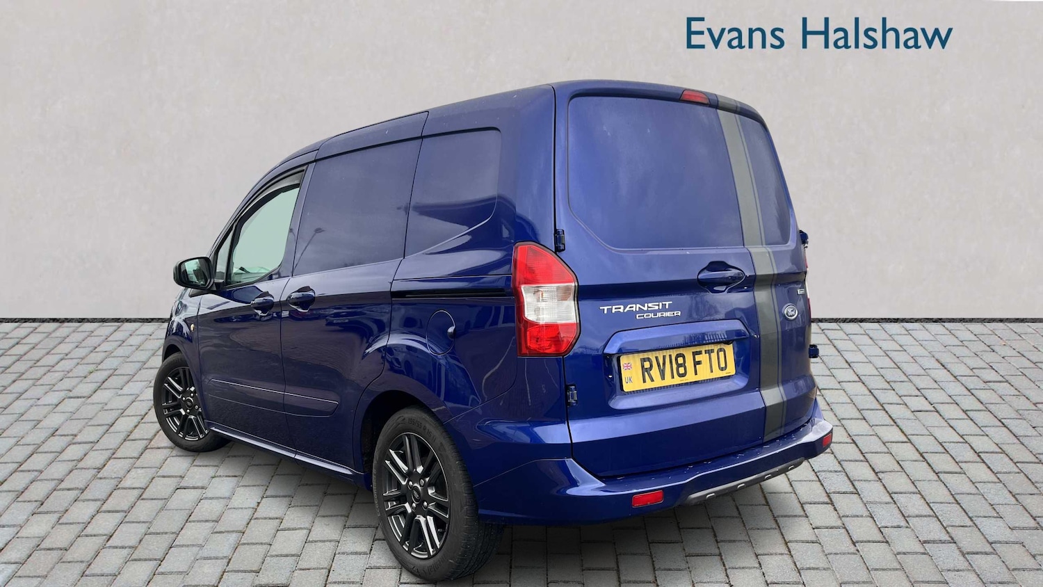 Used Ford Transit Courier 2018 for sale - 76755248: Photo 3